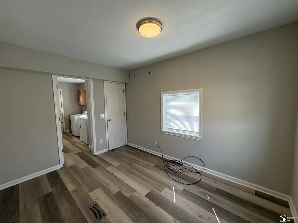 13910 Couwlier Avenue Warren City MI 48089