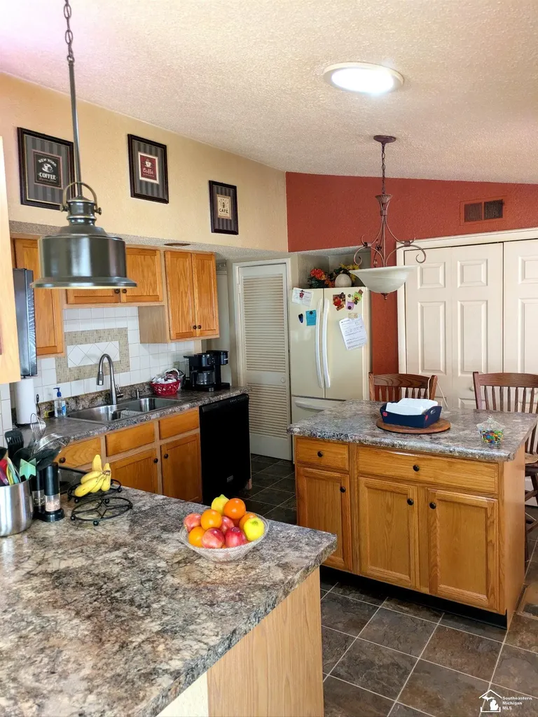 10033 8th Street Oscoda Charter Township MI 48750