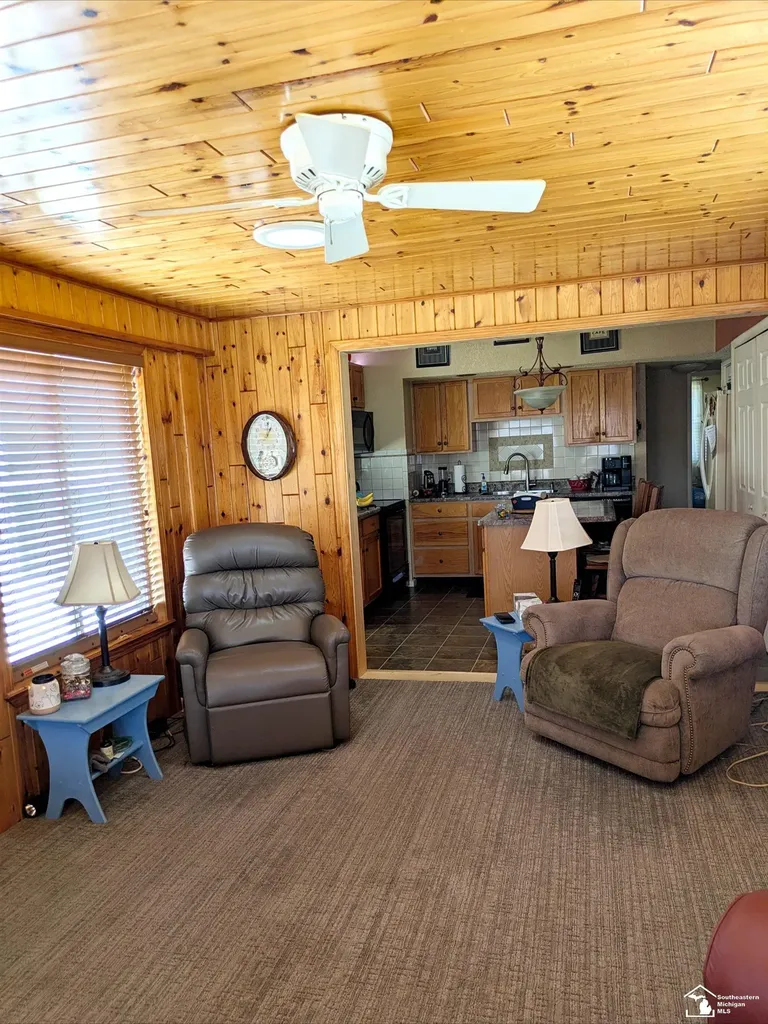 10033 8th Street Oscoda Charter Township MI 48750