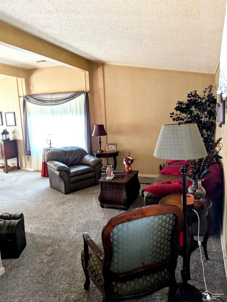 10033 8th Street Oscoda Charter Township MI 48750