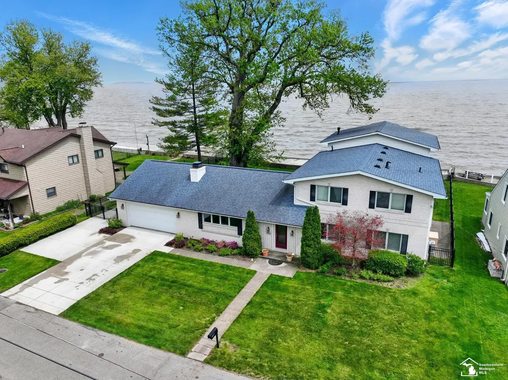 13542 Venetian Drive Monroe Charter Township MI 48161