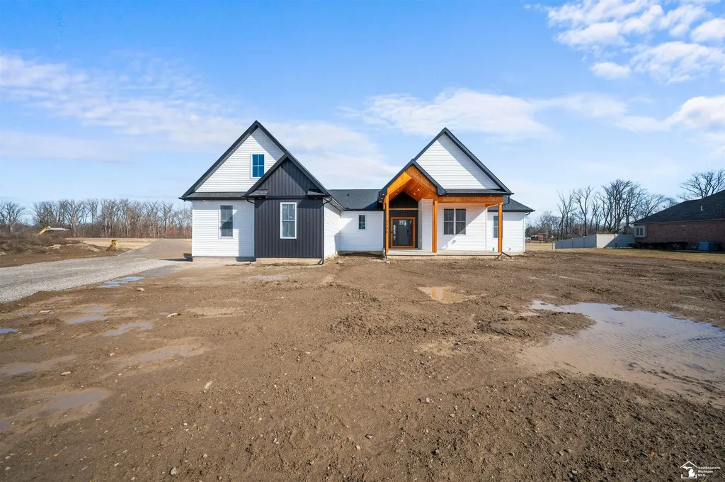 2706 S Custer Road Monroe Charter Township MI 48161