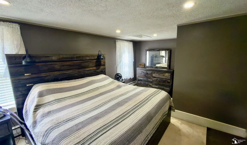 6964 S Huron River Drive South Rockwood Village MI 48179