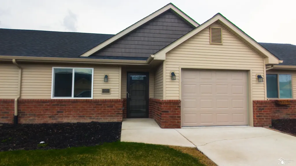 5203 Volterra Drive Monroe Charter Township MI 48161