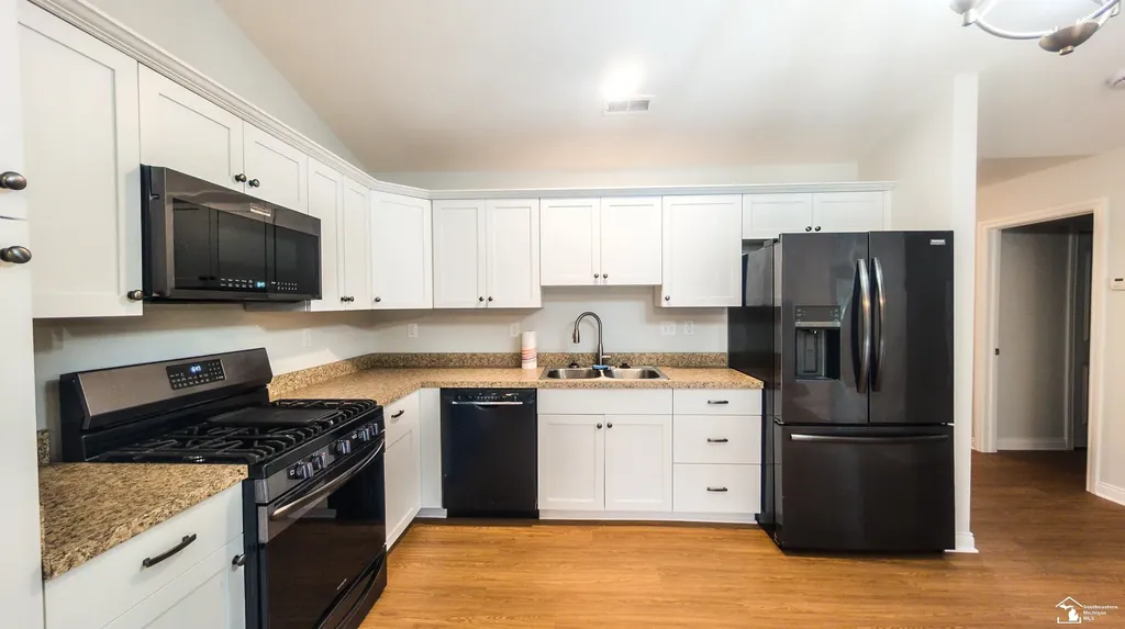 5203 Volterra Drive Monroe Charter Township MI 48161