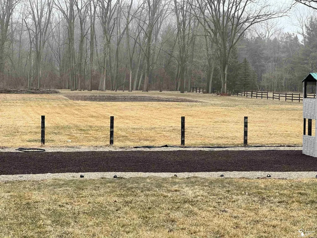 2612 Samaria Road Bedford Township MI 48182