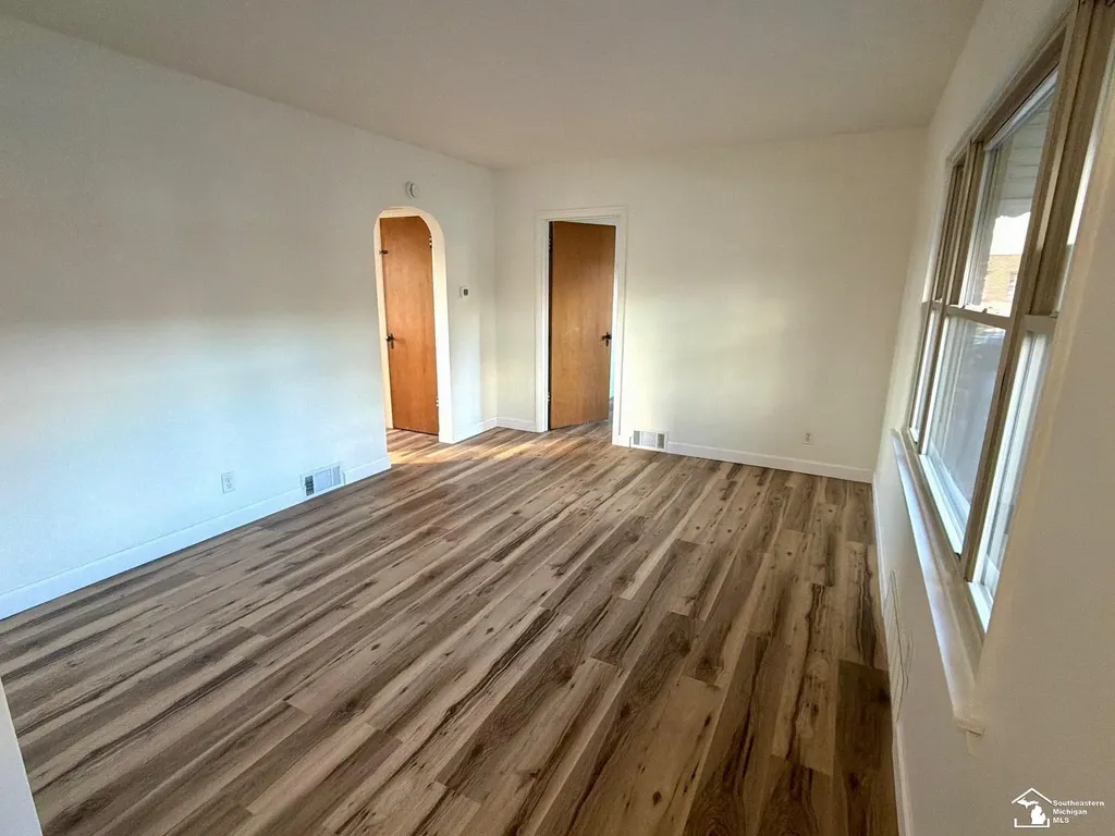 3778 N. Custer Road Frenchtown Township MI 48162