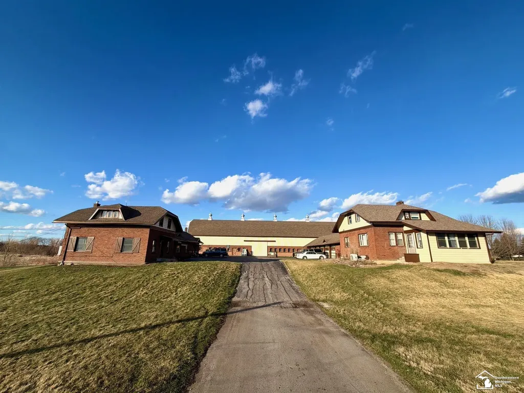 3778 N. Custer Road Frenchtown Township MI 48162