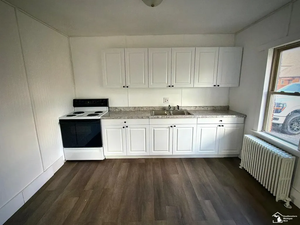 3778 N. Custer Road Frenchtown Township MI 48162