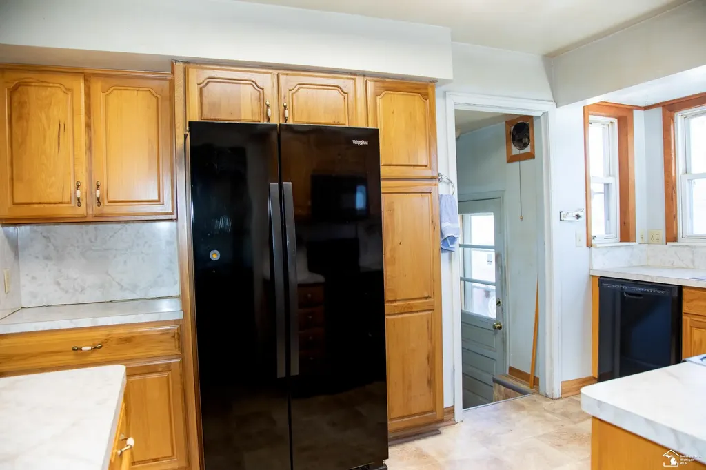 15708 Goddard Road Allen Park City MI 48101