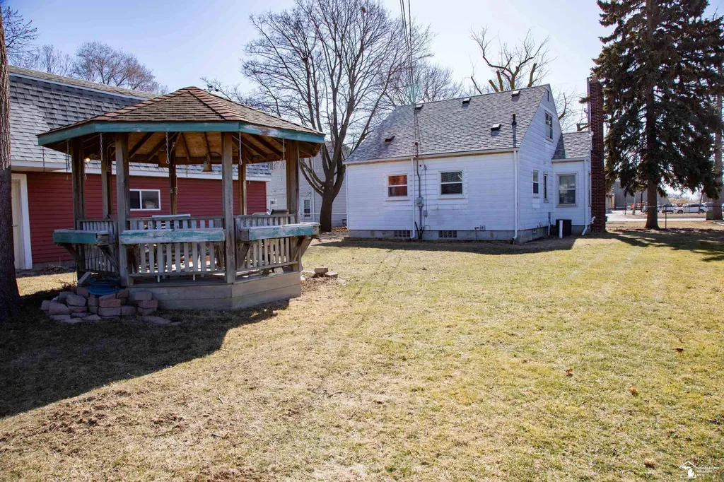 15708 Goddard Road Allen Park City MI 48101