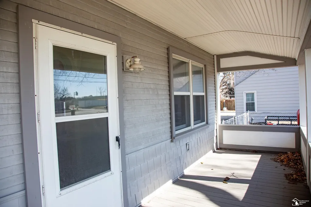15708 Goddard Road Allen Park City MI 48101