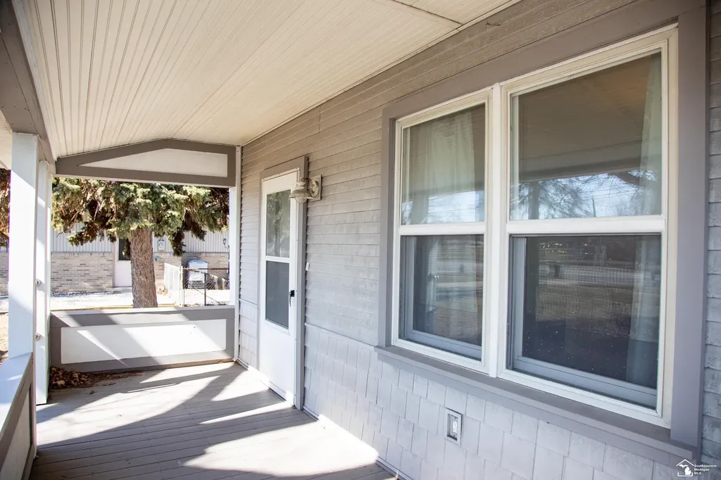 15708 Goddard Road Allen Park City MI 48101