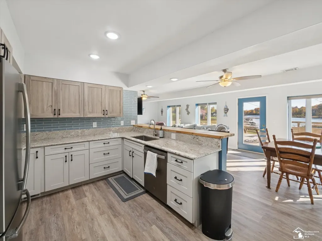 7302 N Lakeview Drive Cambria Township MI 49242