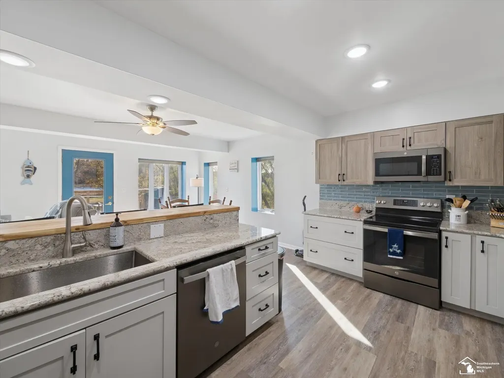 7302 N Lakeview Drive Cambria Township MI 49242