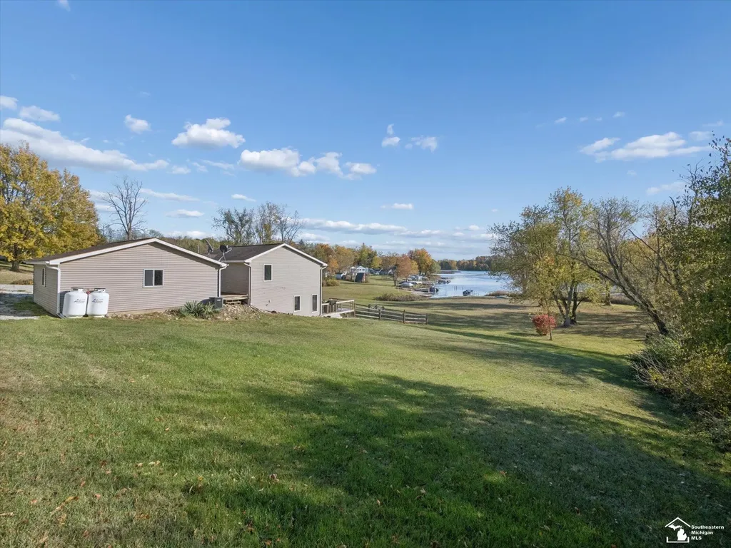 7302 N Lakeview Drive Cambria Township MI 49242