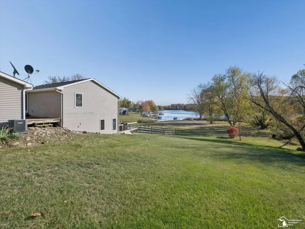 7302 N Lakeview Drive Cambria Township MI 49242