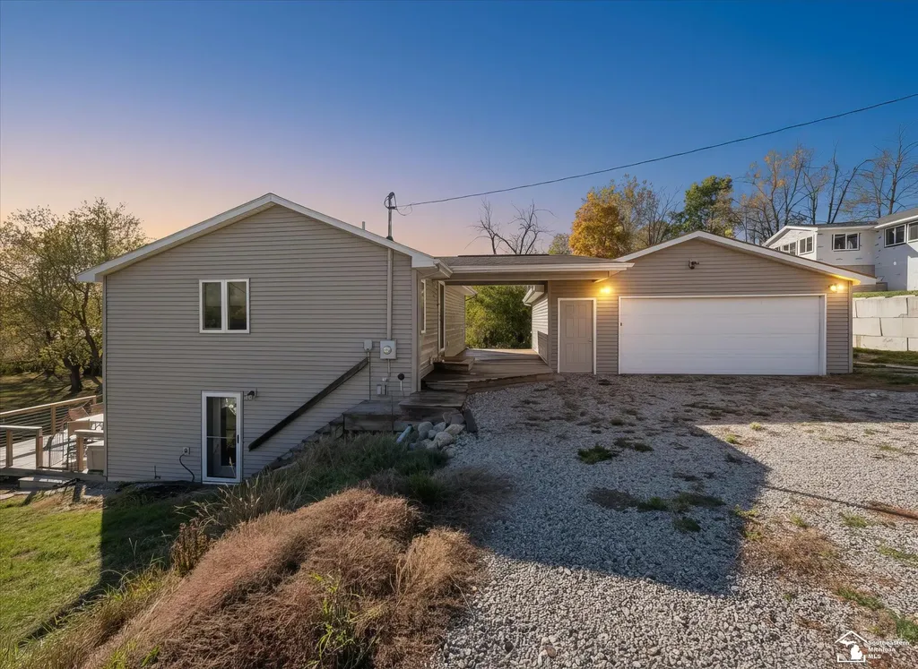 7302 N Lakeview Drive Cambria Township MI 49242