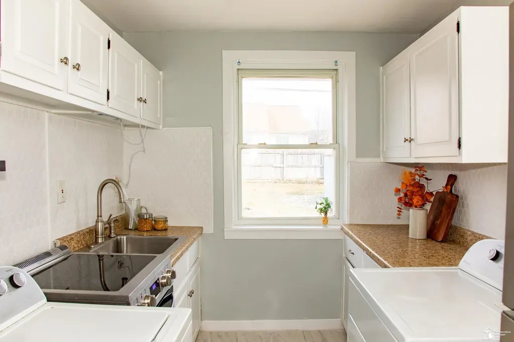 5323 Lathrop Street Trenton City MI 48183