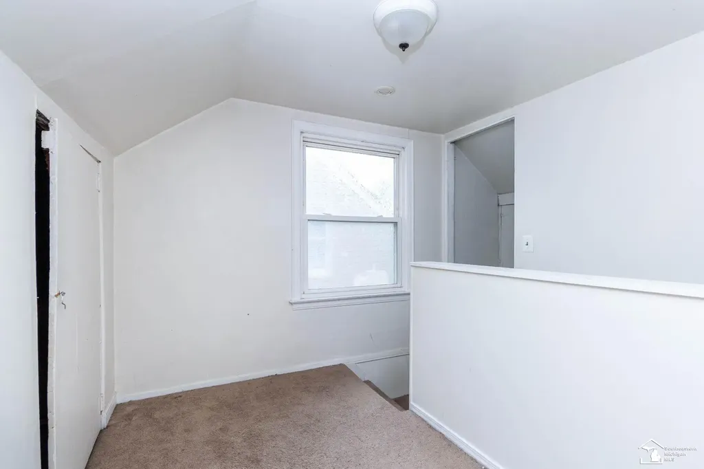 2169 Cicotte Avenue Lincoln Park City MI 48146