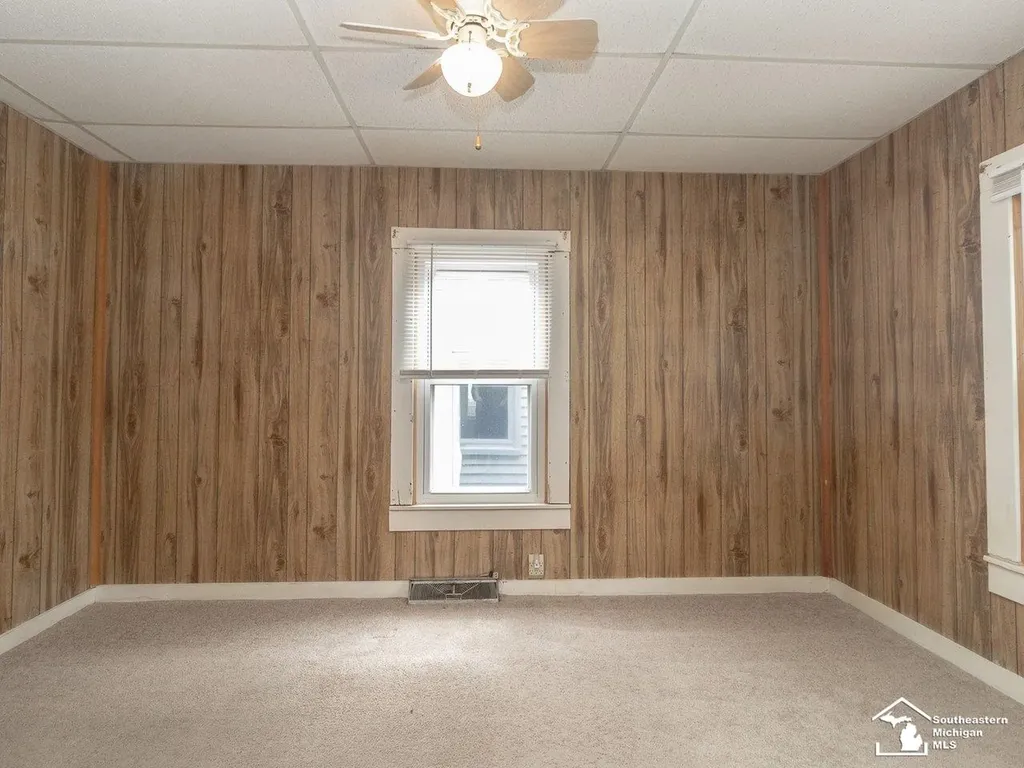 1623 Oak Street Monroe City MI 48161