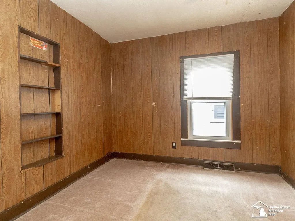1623 Oak Street Monroe City MI 48161