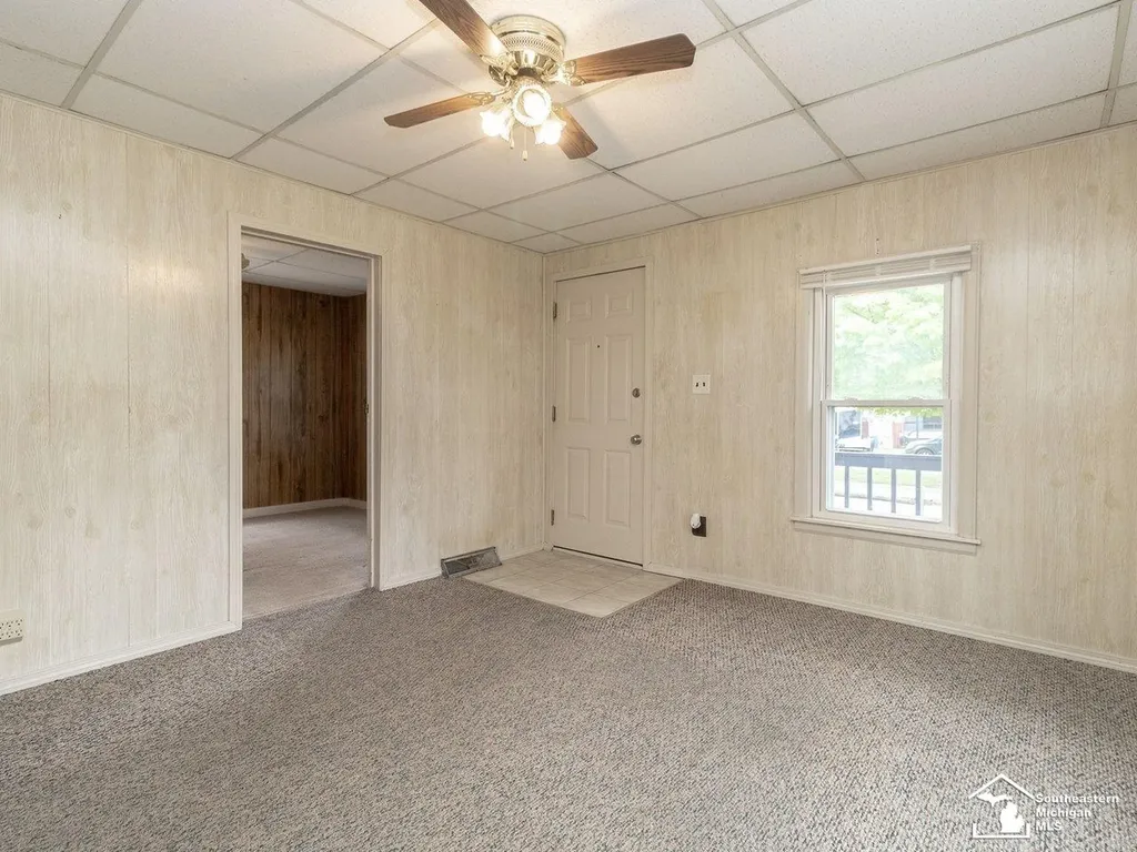 1623 Oak Street Monroe City MI 48161