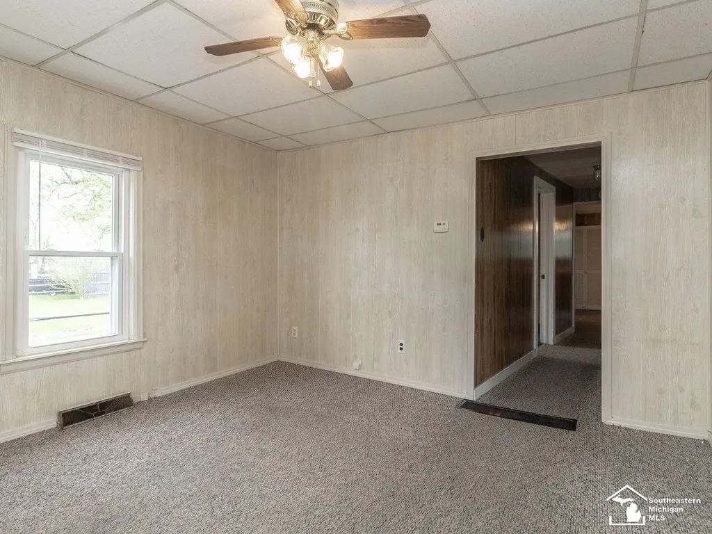 1623 Oak Street Monroe City MI 48161