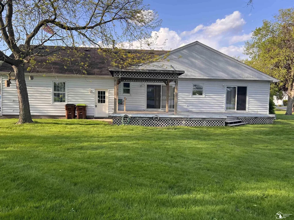 1855 N Custer Road Monroe City MI 48162