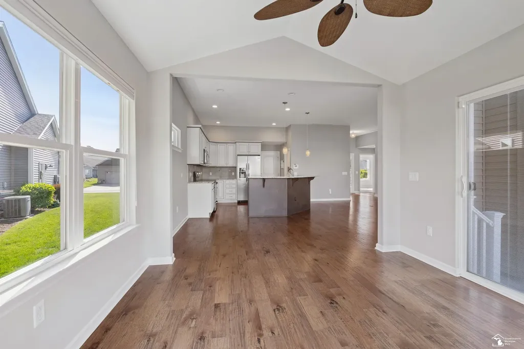 6763 W Summer Breeze Drive Bedford Township MI 48144