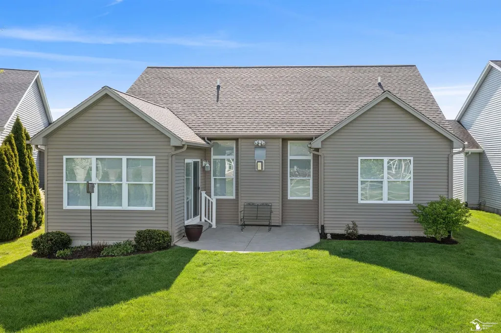 6763 W Summer Breeze Drive Bedford Township MI 48144