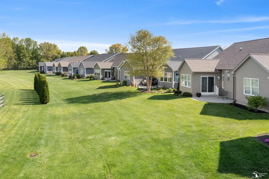 6763 W Summer Breeze Drive Bedford Township MI 48144