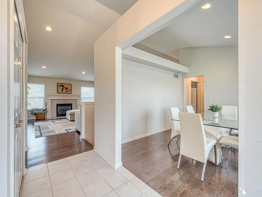 901 Plum Tree Circle Raisinville Township MI 48161