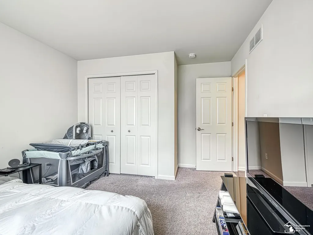 901 Plum Tree Circle Raisinville Township MI 48161