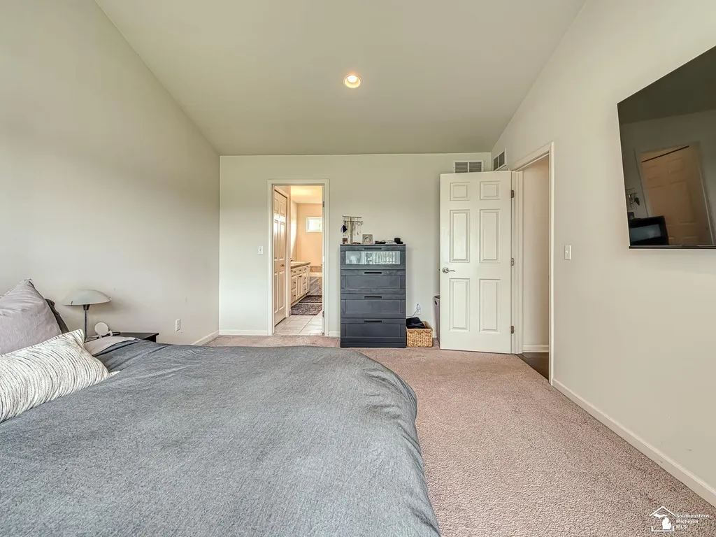 901 Plum Tree Circle Raisinville Township MI 48161