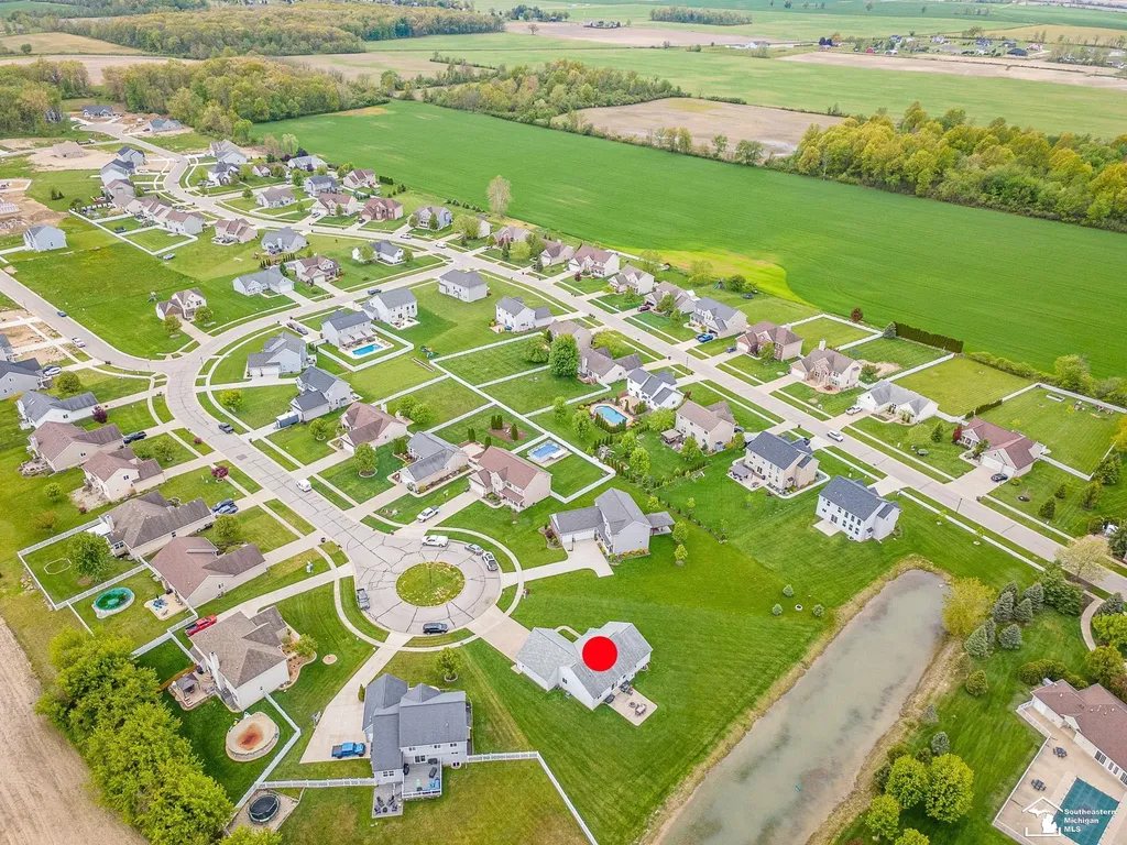 901 Plum Tree Circle Raisinville Township MI 48161