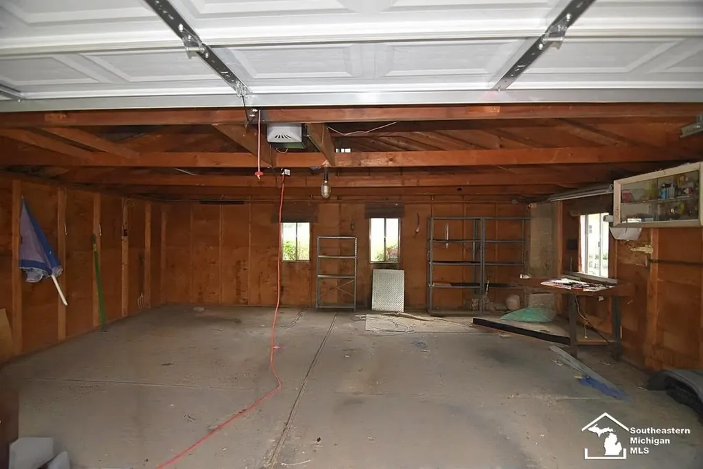 317 E 5th Street Monroe City MI 48161