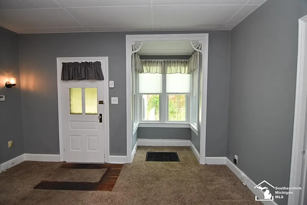 317 E 5th Street Monroe City MI 48161