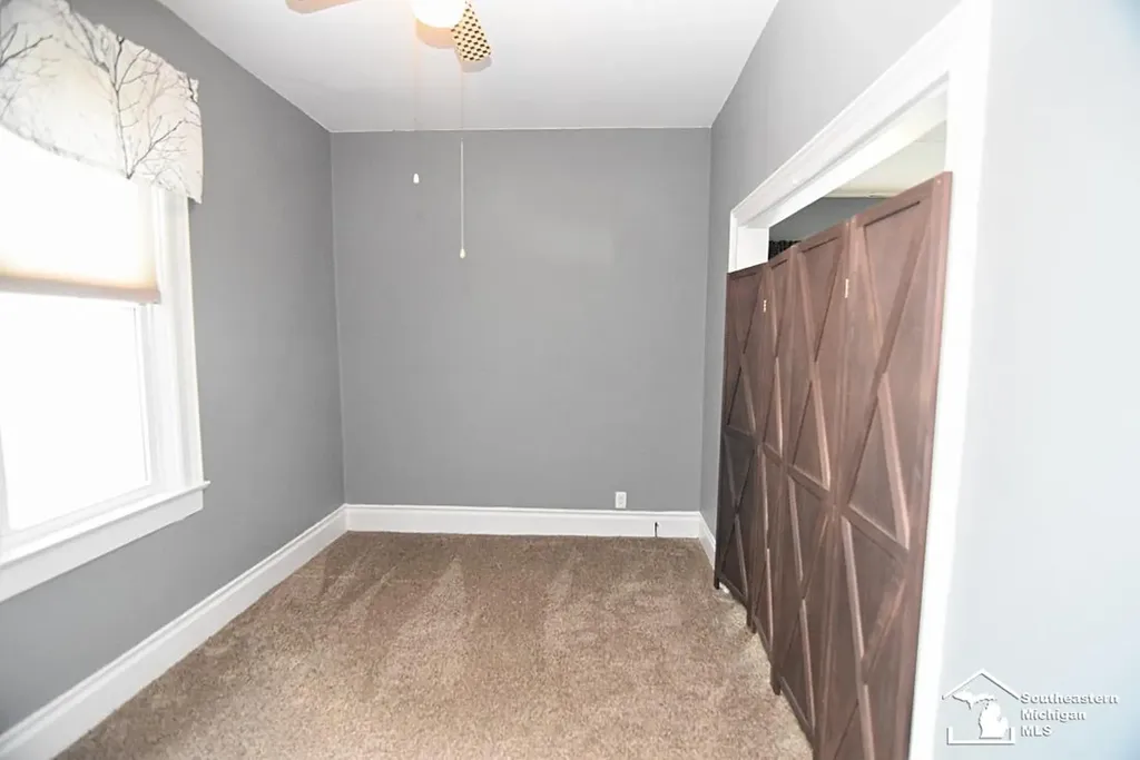 317 E 5th Street Monroe City MI 48161