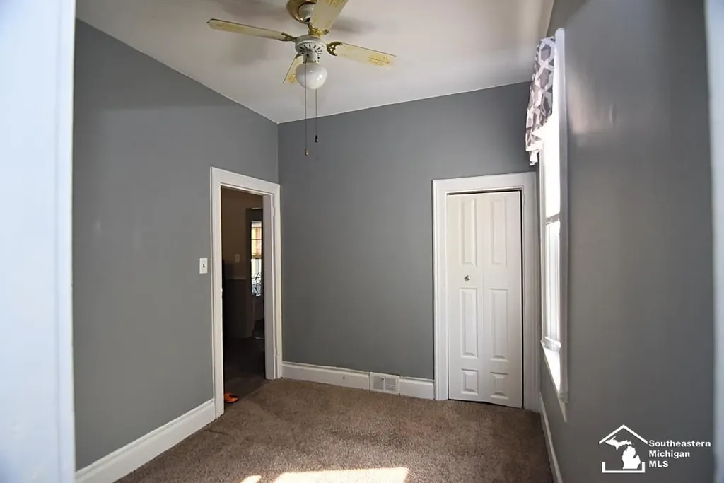 317 E 5th Street Monroe City MI 48161