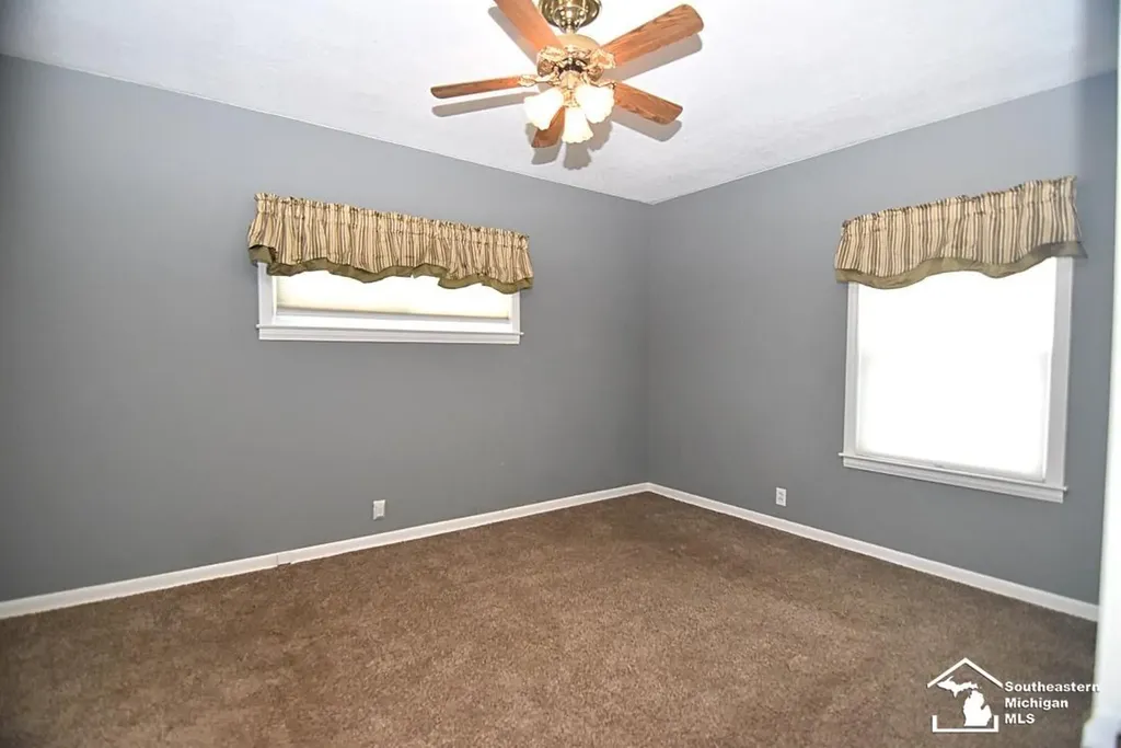 317 E 5th Street Monroe City MI 48161