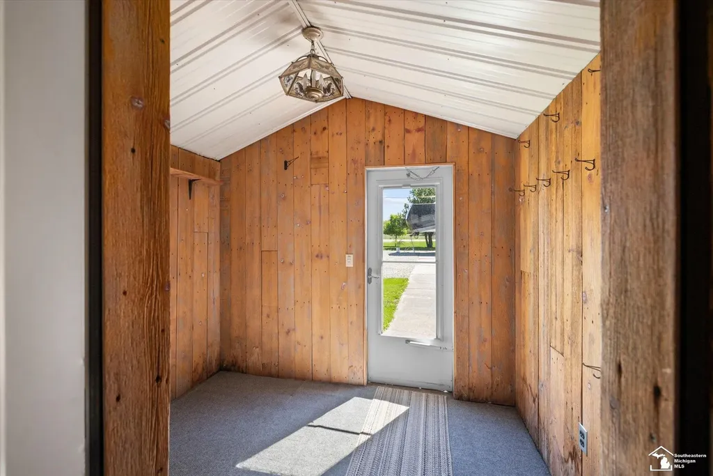 6025 Summit Street Exeter Township MI 48159