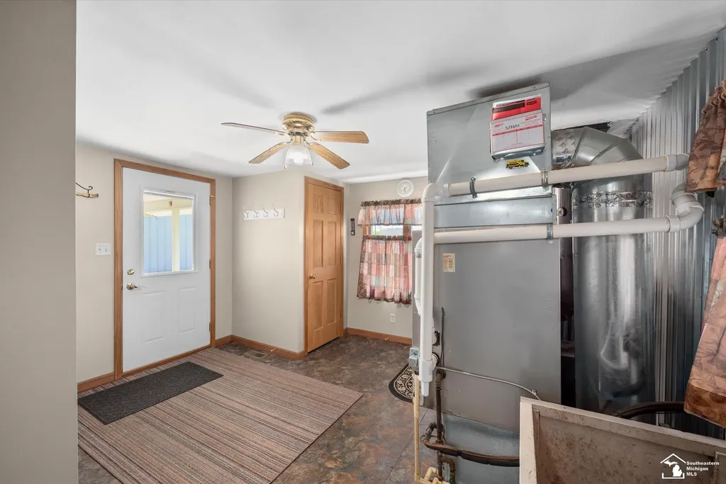 6025 Summit Street Exeter Township MI 48159