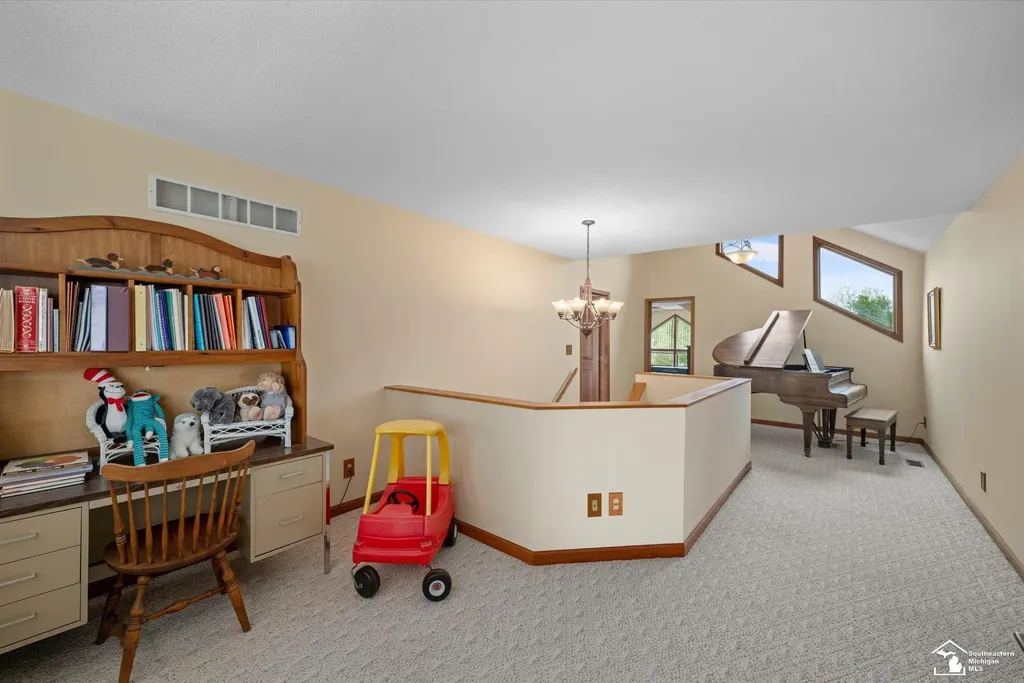 8085 Wadding Drive Cambridge Township MI 49265