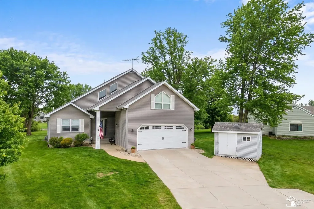 8085 Wadding Drive Cambridge Township MI 49265