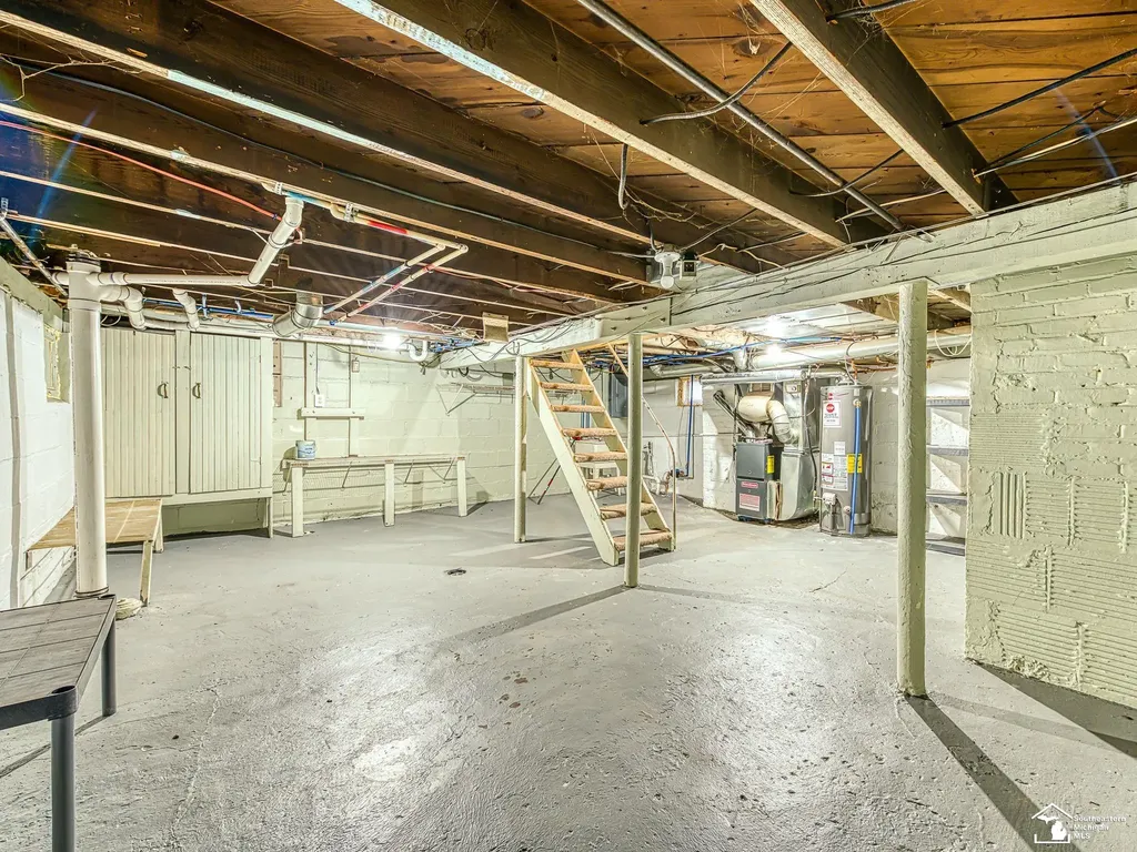 1288 Stewart Avenue Lincoln Park City MI 48146