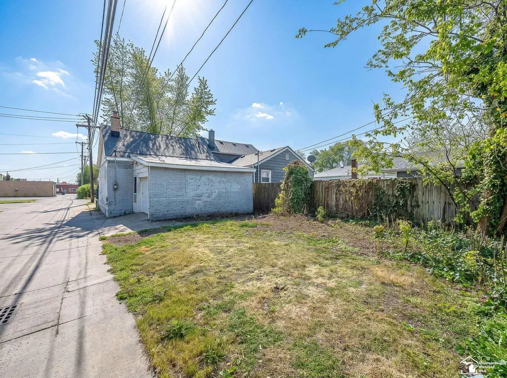 1288 Stewart Avenue Lincoln Park City MI 48146