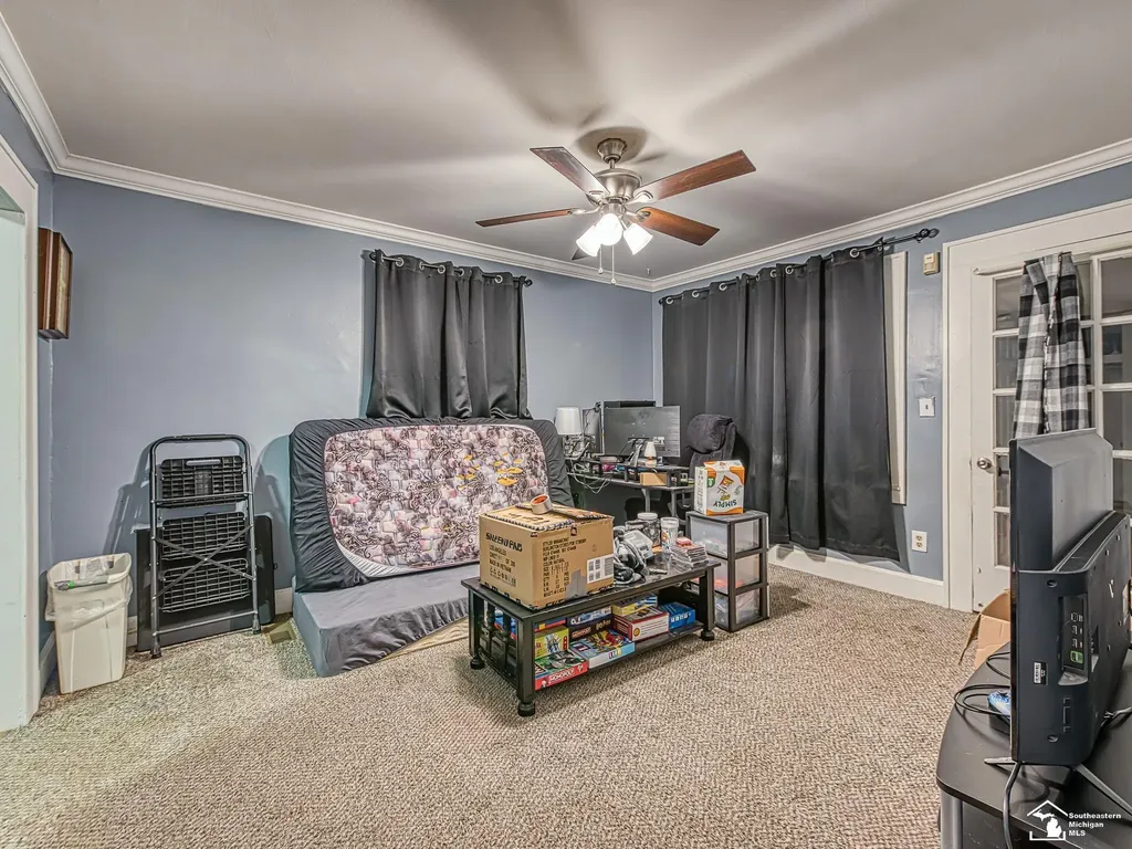 1288 Stewart Avenue Lincoln Park City MI 48146