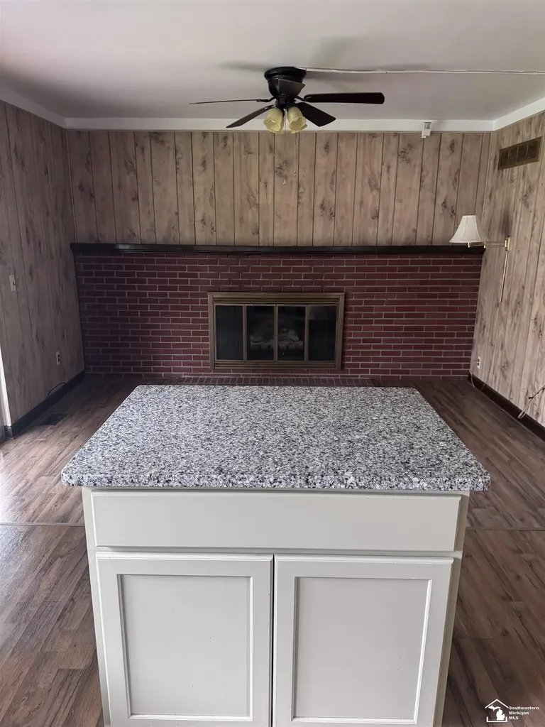 14712 Malcolm Street Southgate City MI 48195