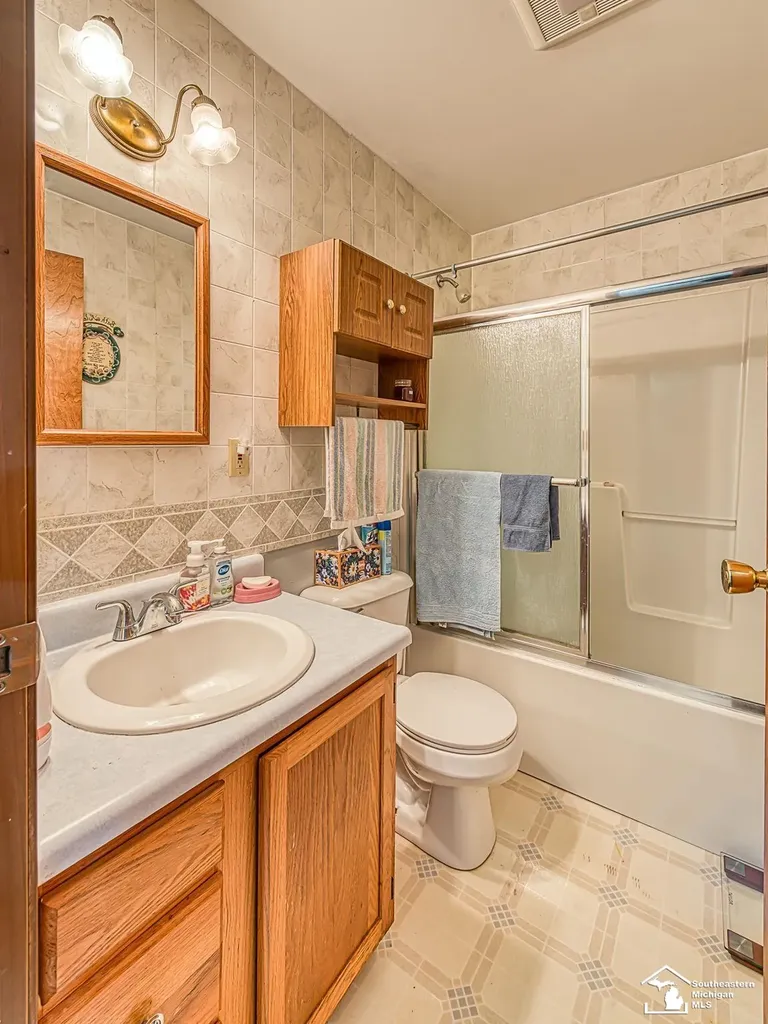 4972 Elm Street Frenchtown Township MI 48166